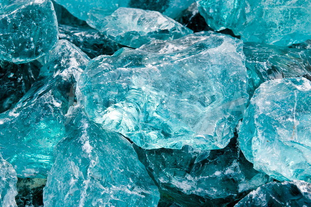 602334-raw-aquamarine-glass.jpg